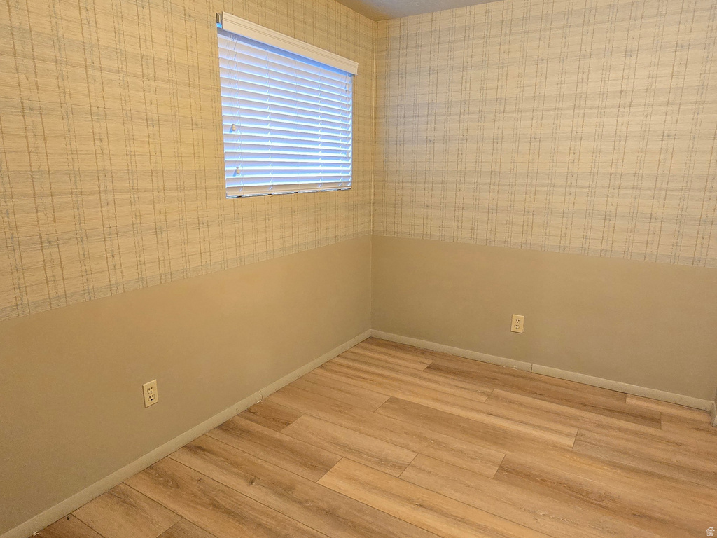 1130 N VIRGINIA AVE Harrisville, UT 84404