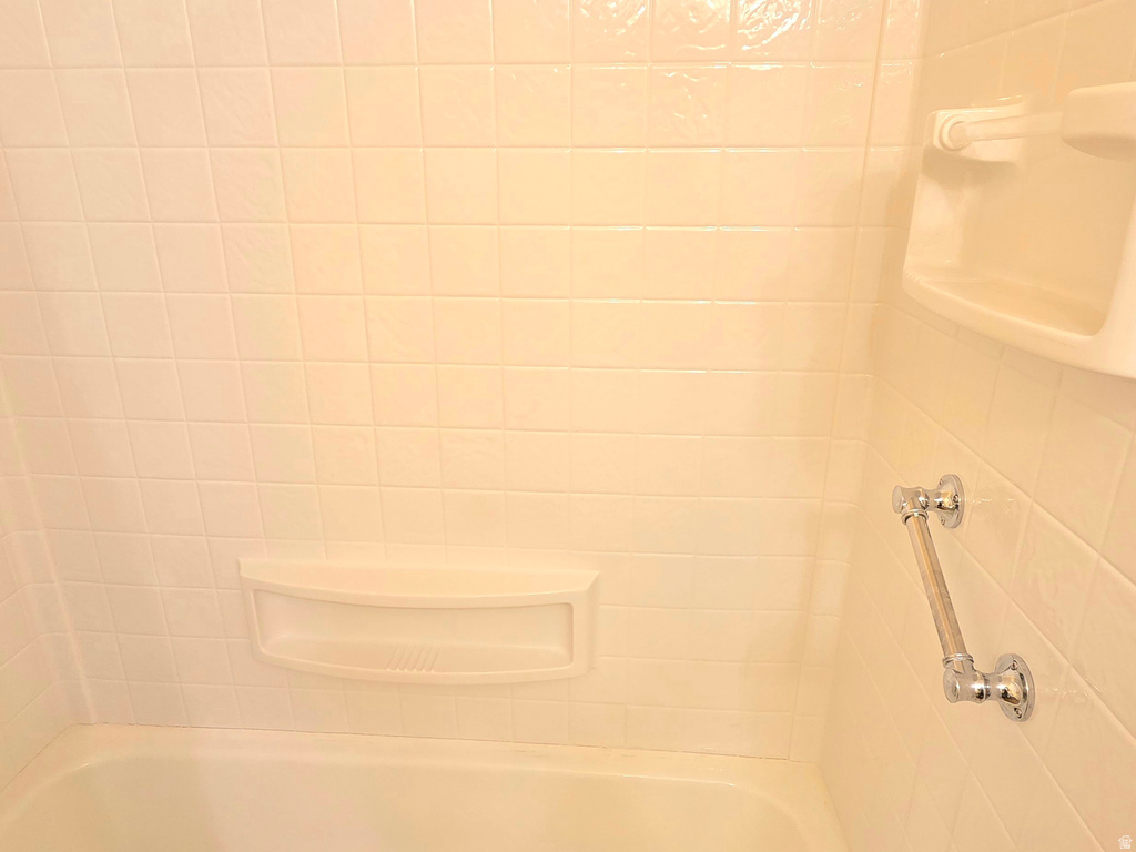 1130 N VIRGINIA AVE Harrisville, UT 84404