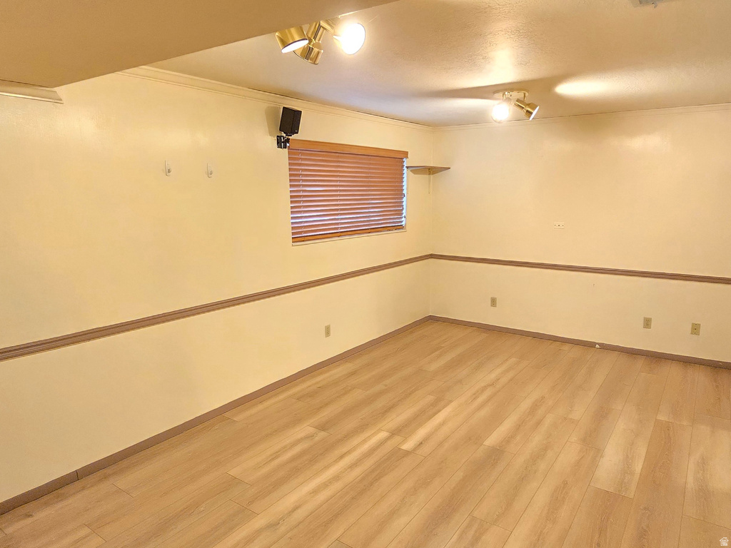 1130 N VIRGINIA AVE Harrisville, UT 84404