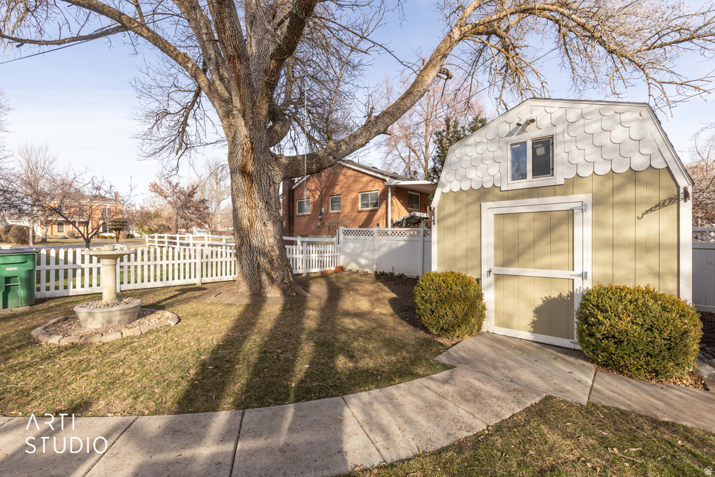 285 W CENTER ST Kaysville, UT 84037