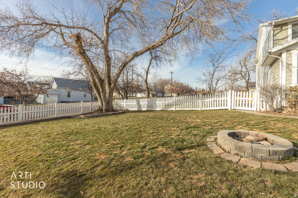 285 W CENTER ST Kaysville, UT 84037