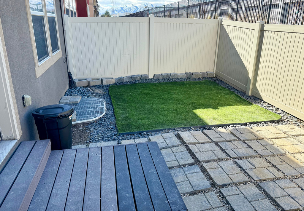 146 E CARBONELL WAY Saratoga Springs, UT 84045