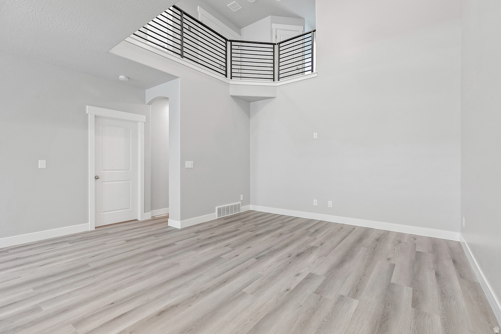 1353 N 3740 W Lehi, UT 84043