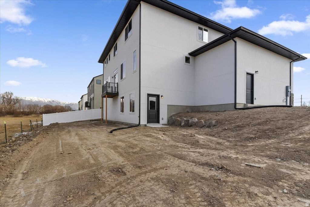 1596 E LIVI LN #4 Saratoga Springs, UT 84043