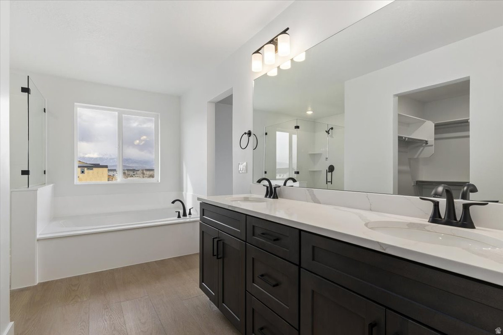 1596 E LIVI LN #4 Saratoga Springs, UT 84043