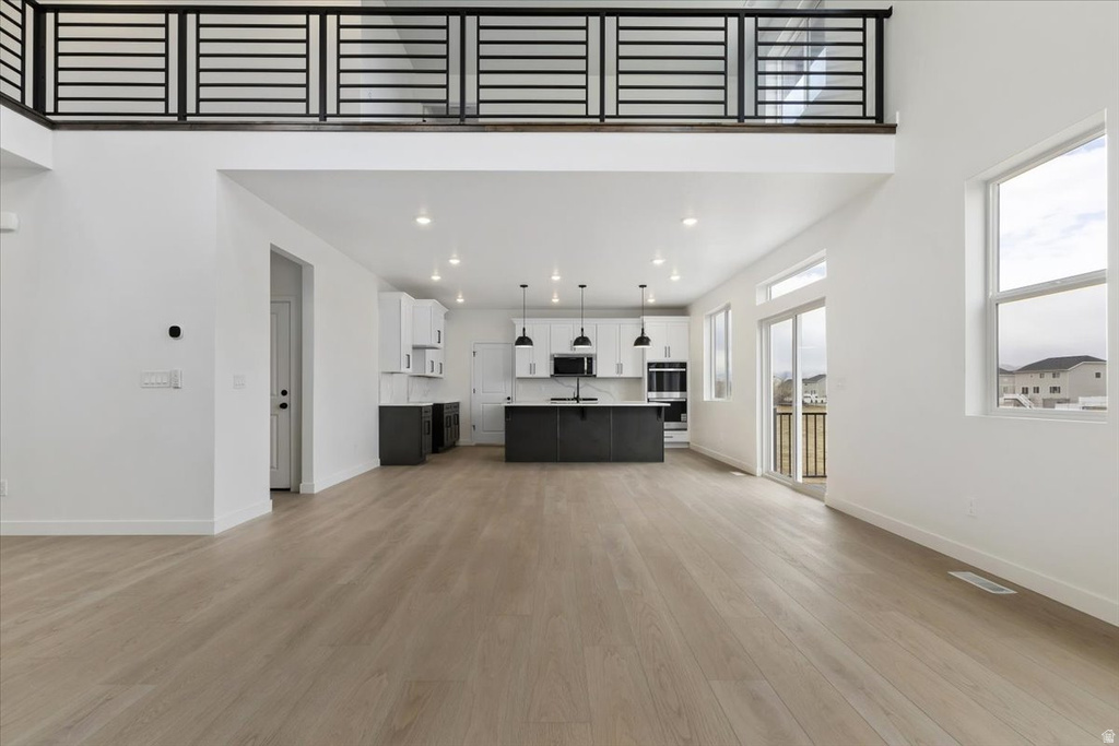 1596 E LIVI LN #4 Saratoga Springs, UT 84043