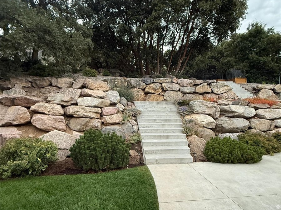 4496 COTTONWOOD DR Pleasant View, UT 84414