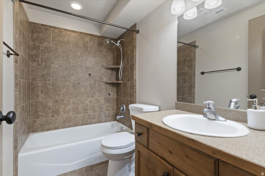 9021 N CLUBHOUSE LN Eagle Mountain, UT 84005