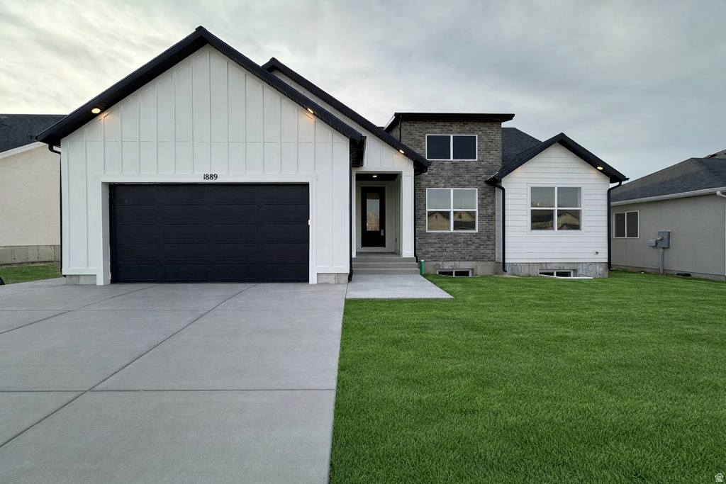 1889 N MANTLE WAY #401 Tooele, UT 84074