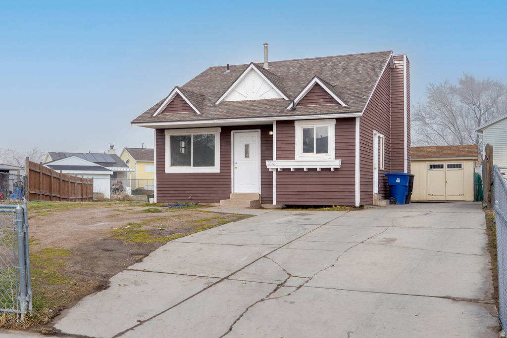 8088 W EMERSON CIR Magna, UT 84044