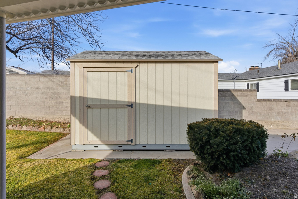 8681 W 3150 S Magna, UT 84044