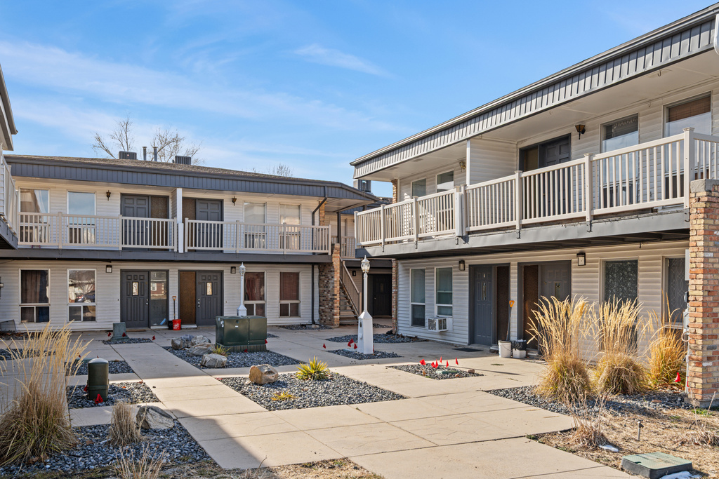 1165 EDGEWOOD DR Ogden, UT 84403