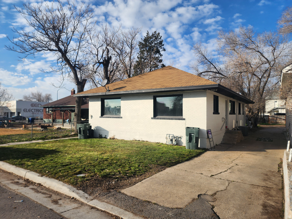 114 DOXEY ST Ogden, UT 84401