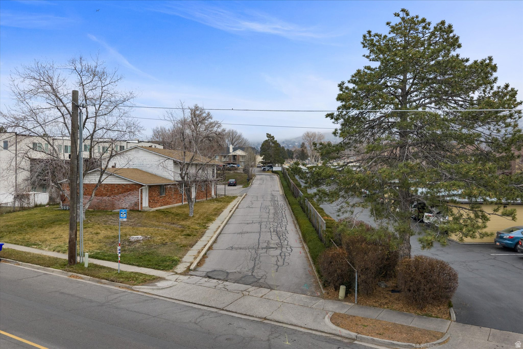 2095 S MAIN ST #13 Bountiful, UT 84010