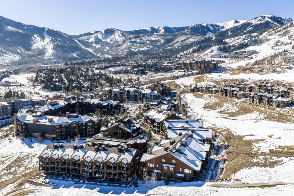 4273 WILLOW DRAW DR #606 Park City, UT 84098