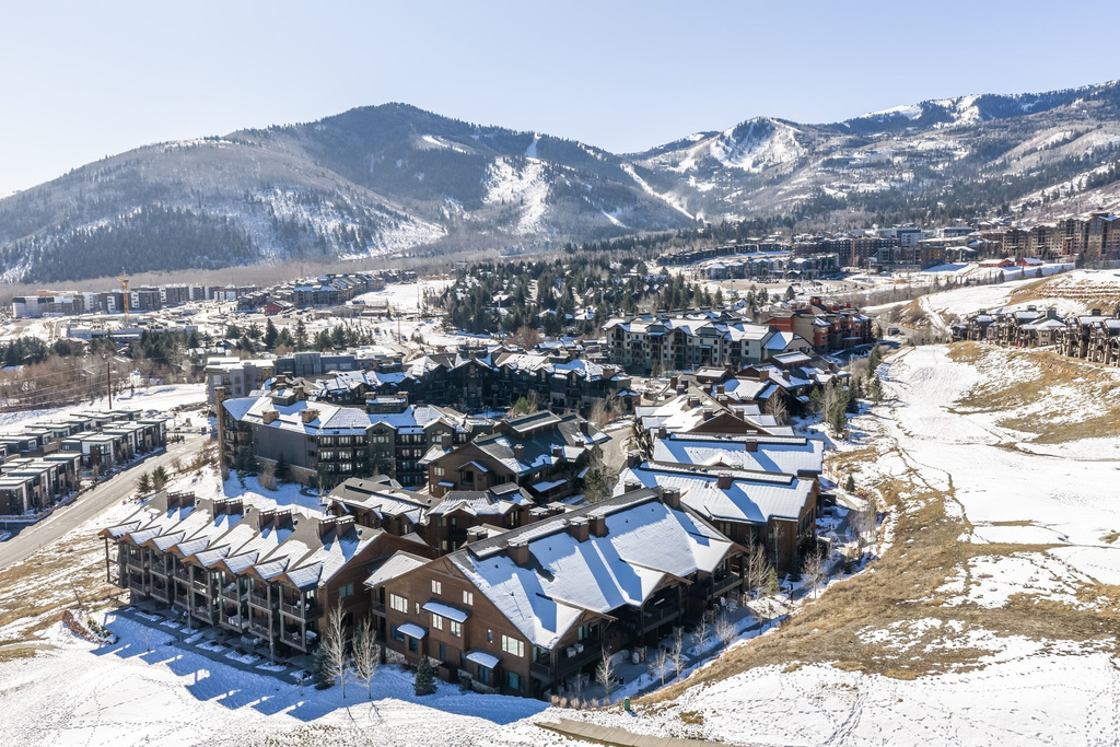 4273 WILLOW DRAW DR #606 Park City, UT 84098