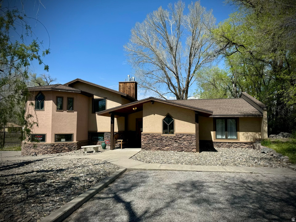 797 N Washington Blvd, Harrisville, UT 84404