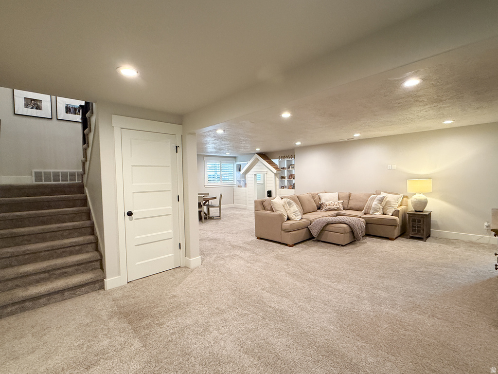 3317 W 2450 N Plain City, UT 84404