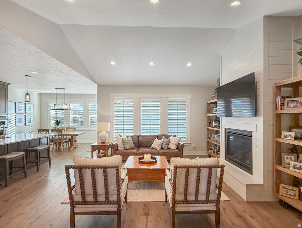 3317 W 2450 N Plain City, UT 84404