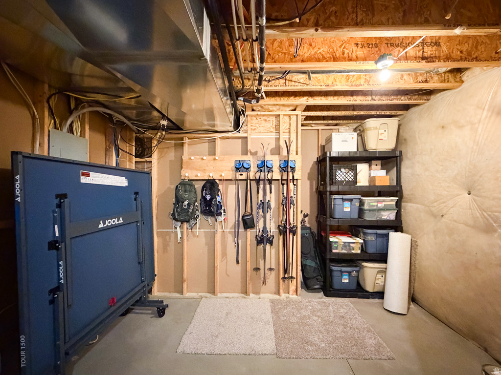 3317 W 2450 N Plain City, UT 84404