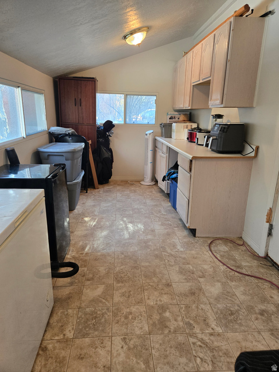 3252 N 600 W Pleasant View, UT 84414