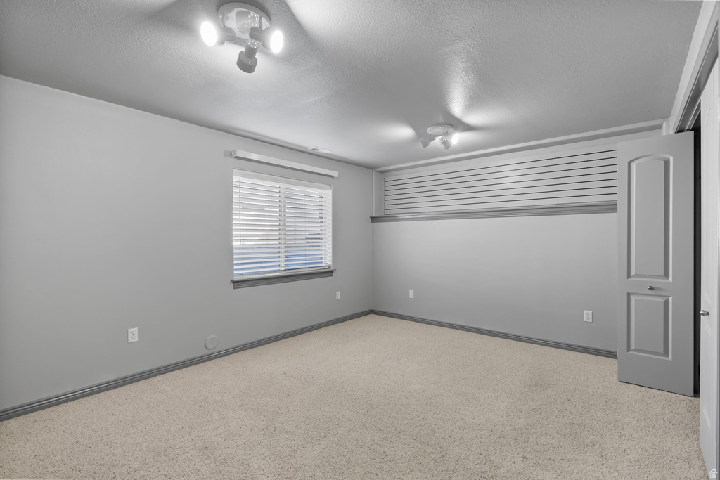 5758 W LUGANO West Jordan, UT 84084