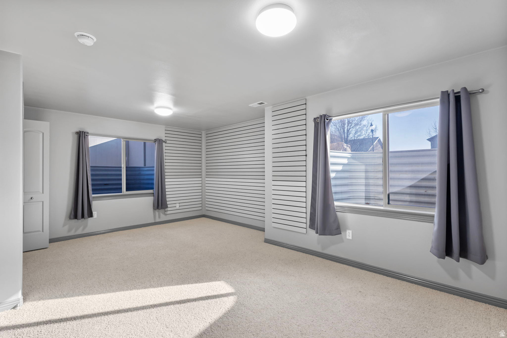 5758 W LUGANO West Jordan, UT 84084