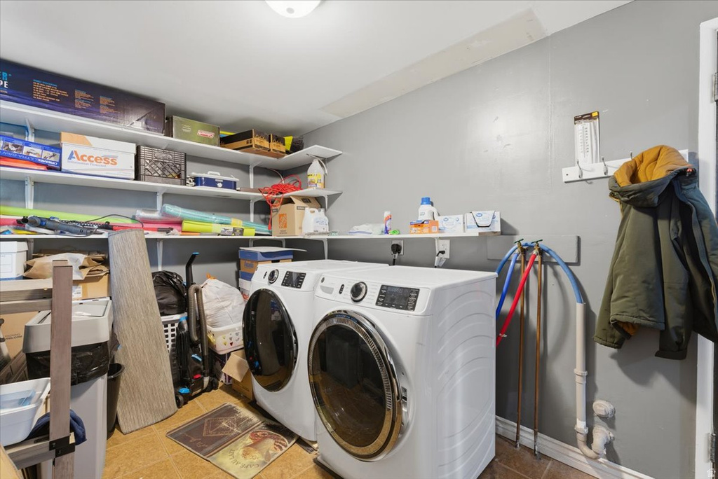 4689 S 275 W Ogden, UT 84405