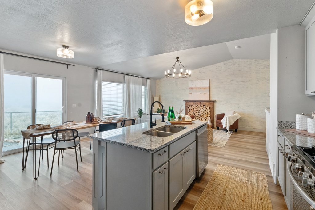 1118 W HONEYCOMB DR Grantsville, UT 84029