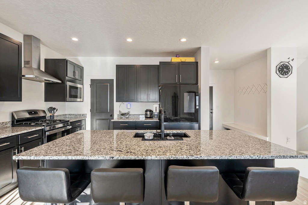 915 N EVELYN ST Farmington, UT 84025