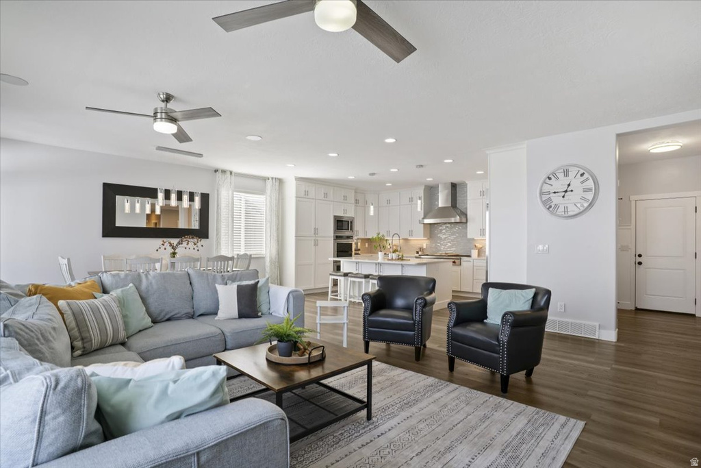 771 W MARE CIR Kaysville, UT 84037