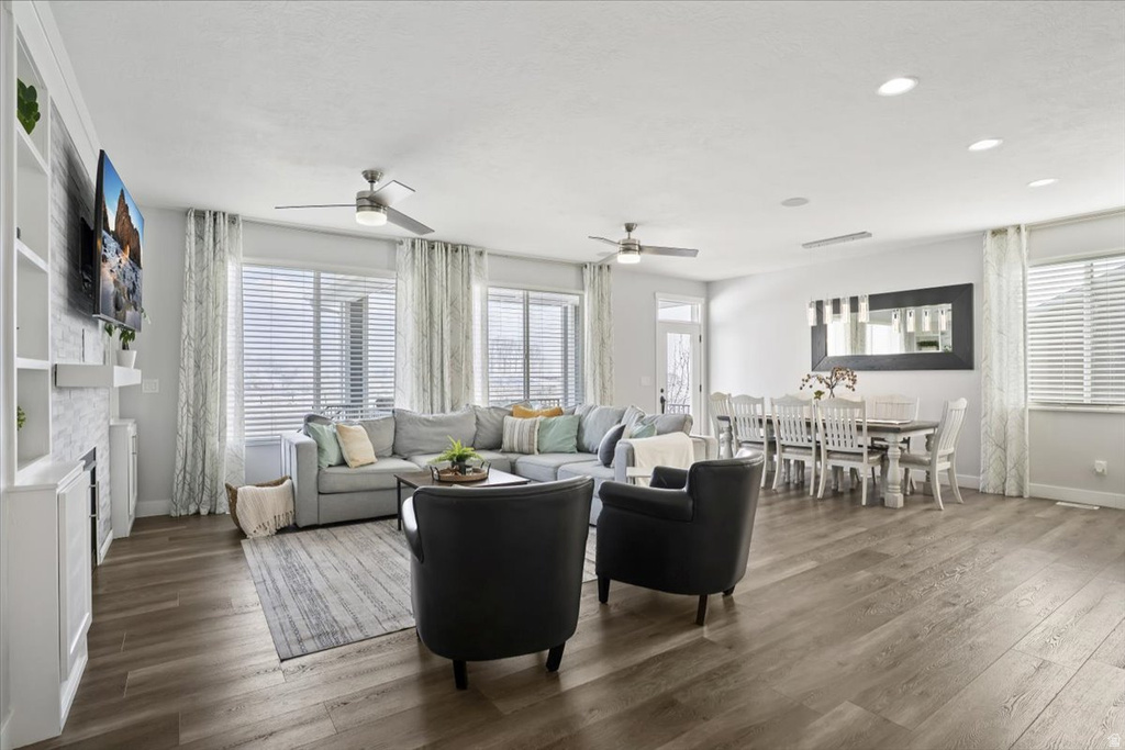 771 W MARE CIR Kaysville, UT 84037