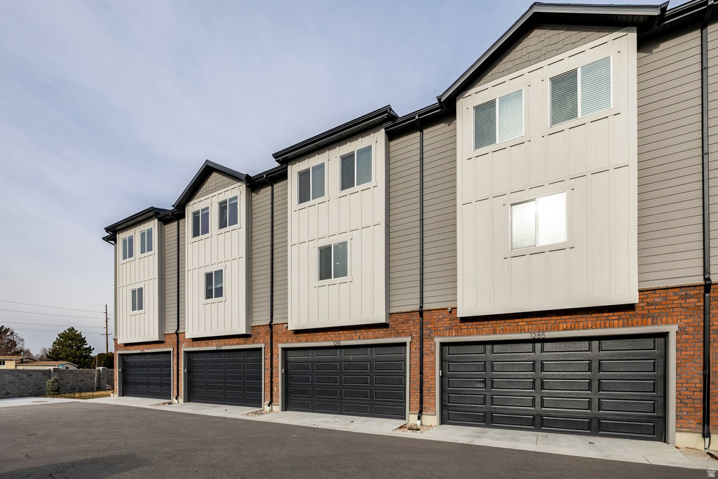 1281 16TH ST Ogden, UT 84404