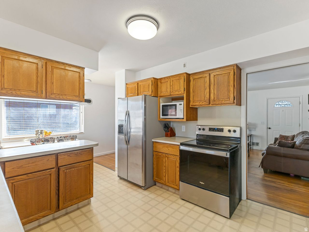 5362 S 2050 W Roy, UT 84067