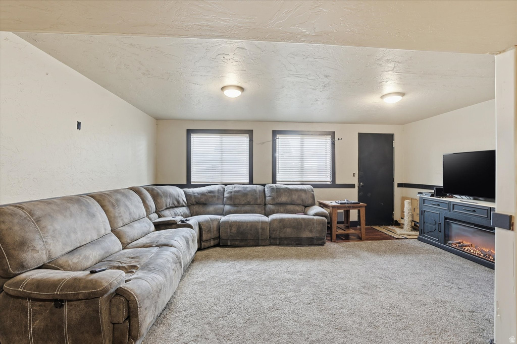 831 S 560 W Tremonton, UT 84337