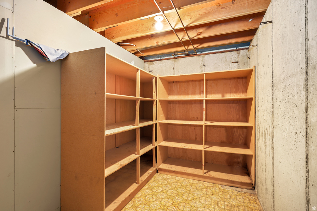 731 W 3750 N Pleasant View, UT 84414