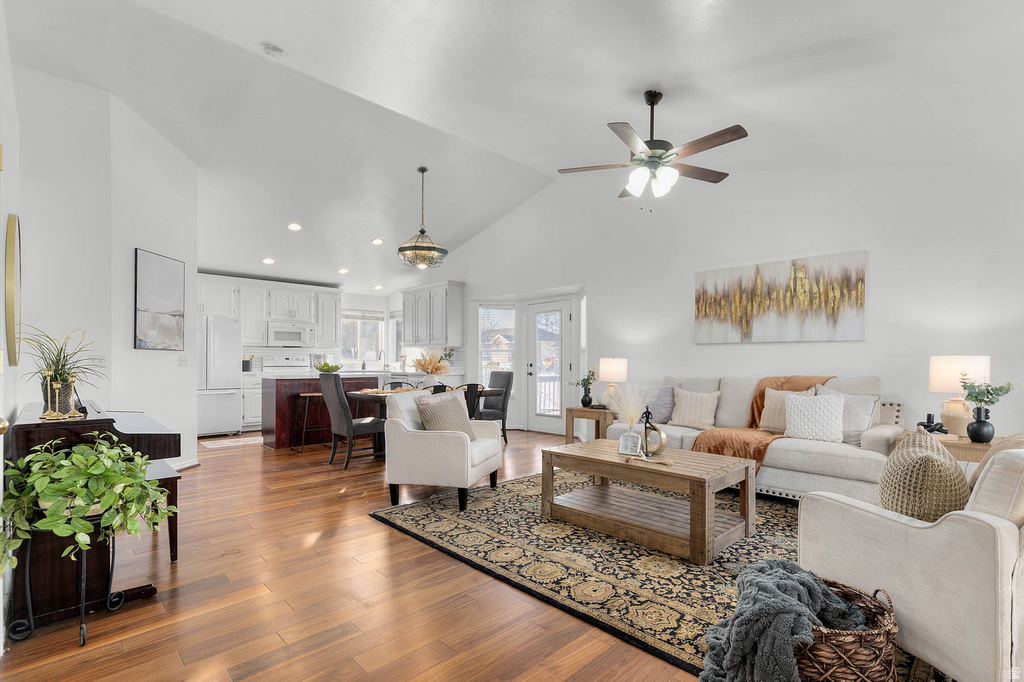 13878 S SHAGGY PEAK DR Riverton, UT 84096