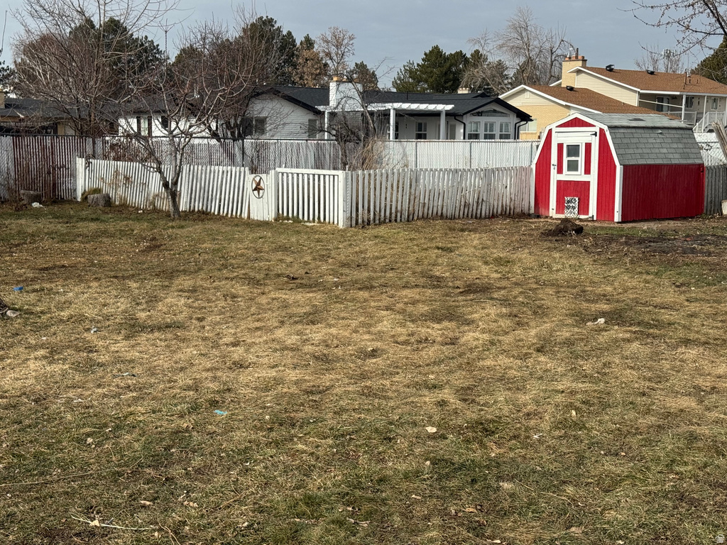 997 E 825 N Layton, UT 84040