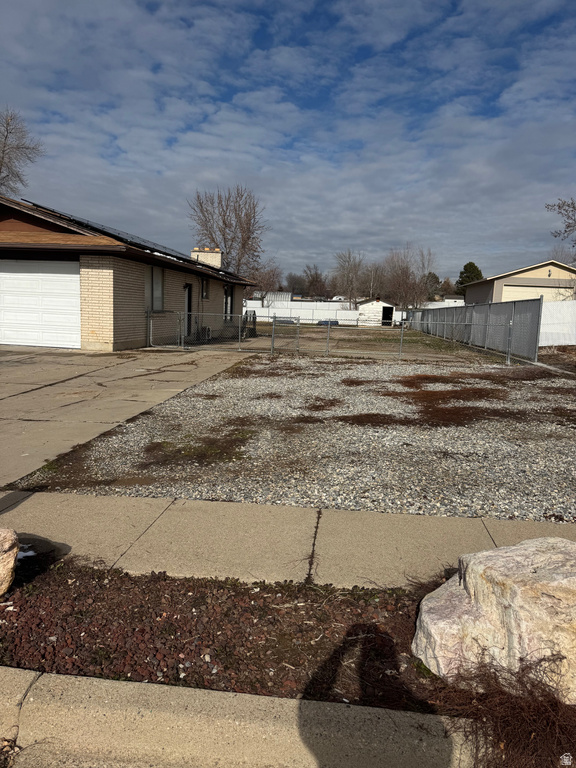 997 E 825 N Layton, UT 84040