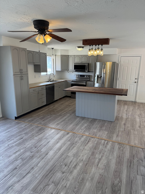 997 E 825 N Layton, UT 84040