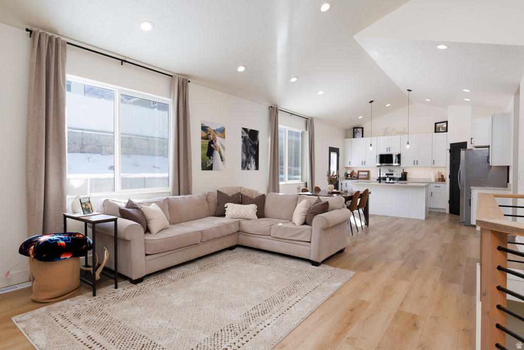 202 N OH HENRY ST Santaquin, UT 84655