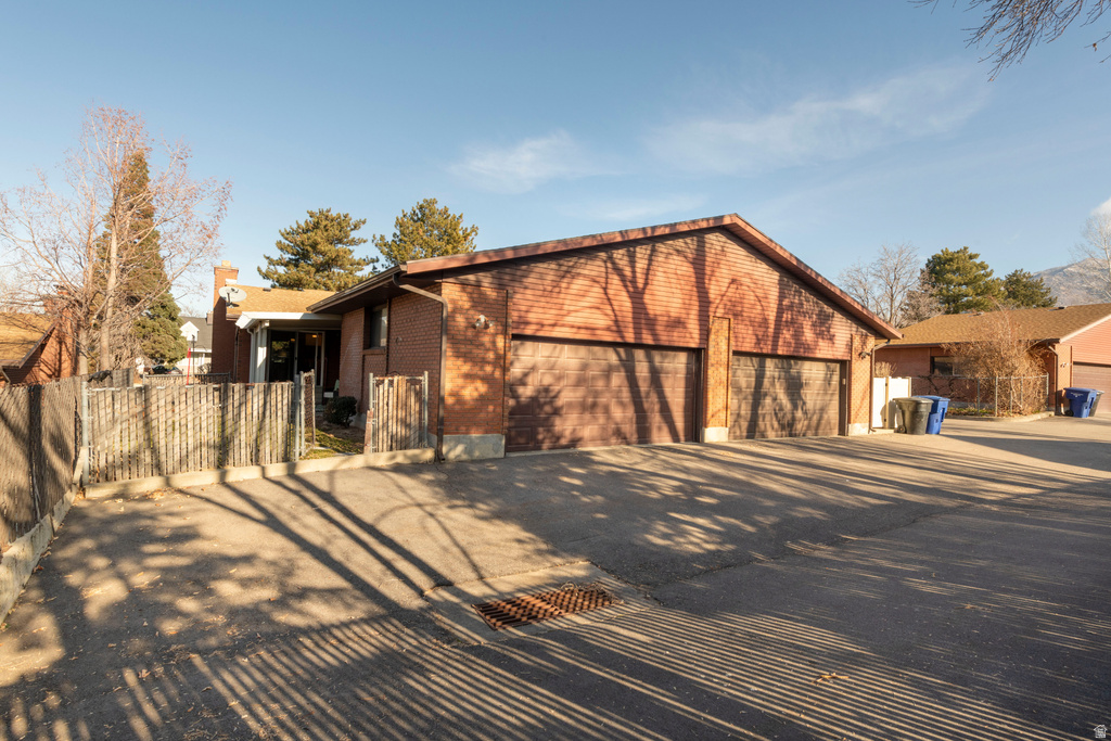 2404 E 4500 S Holladay, UT 84117