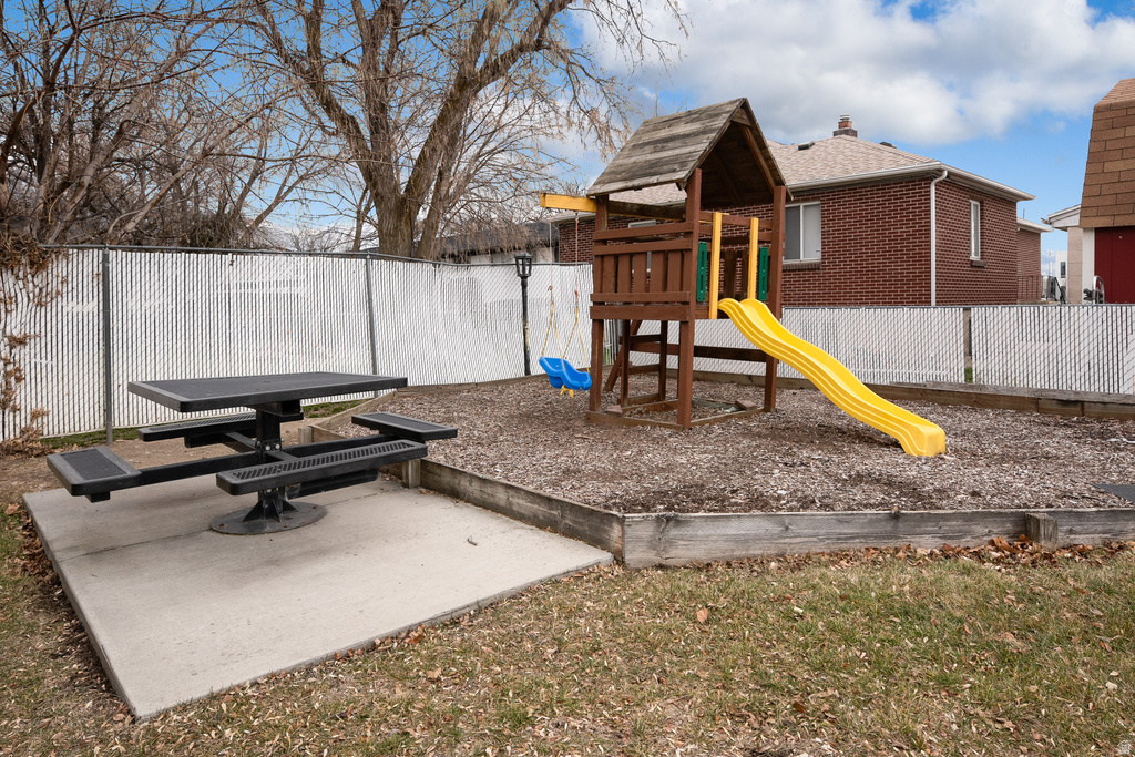 875 E ARROWHEAD LN #47 Murray, UT 84107