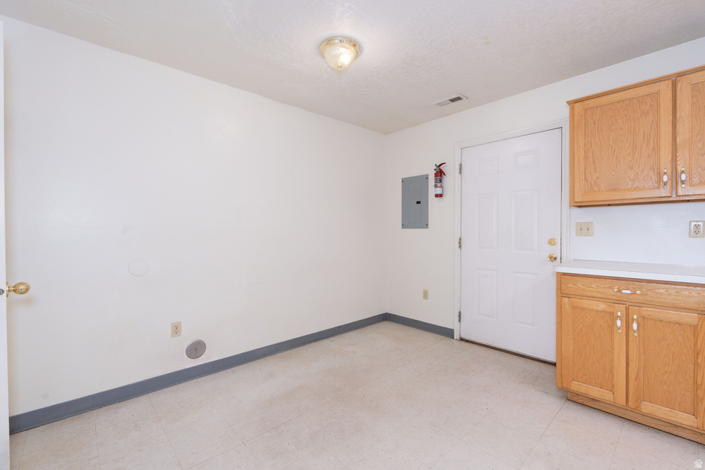 275 S 300 E Roosevelt, UT 84066