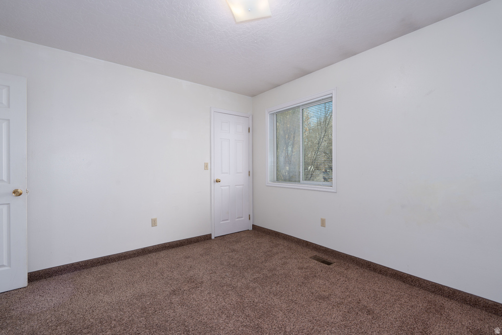 275 S 300 E Roosevelt, UT 84066