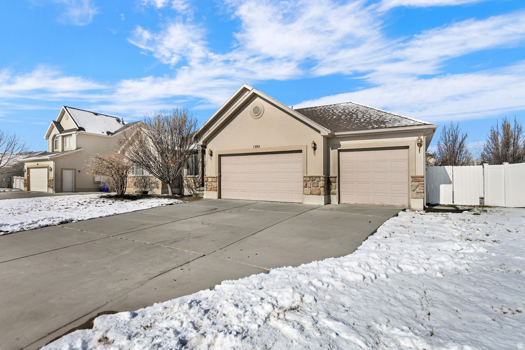 1392 W 2175 S Syracuse, UT 84075