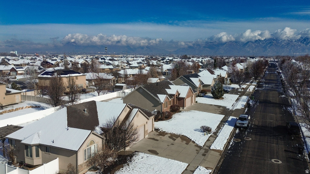 1392 W 2175 S Syracuse, UT 84075