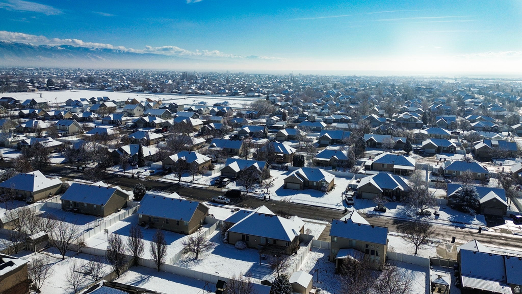 1392 W 2175 S Syracuse, UT 84075