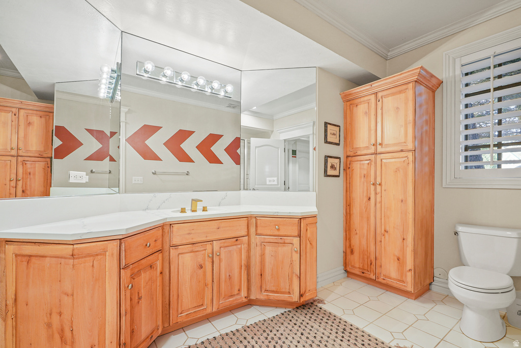 2051 E NORMANDYWOODS CT Holladay, UT 84117