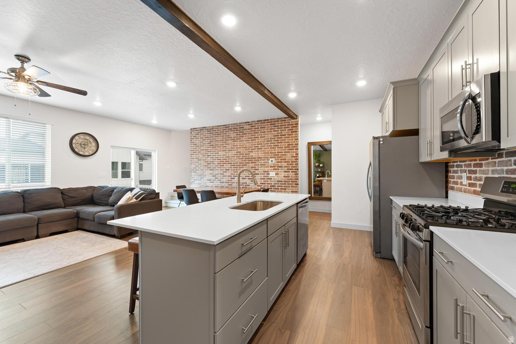 933 W LUCKY CLOVER DR Saratoga Springs, UT 84045